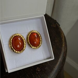 Heaven Mayhem Beverly Clip-On Earrings